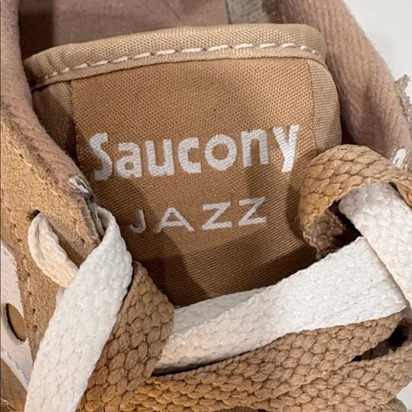 Sauconny Jazz Nude Sneakers - Picture 8 of 8